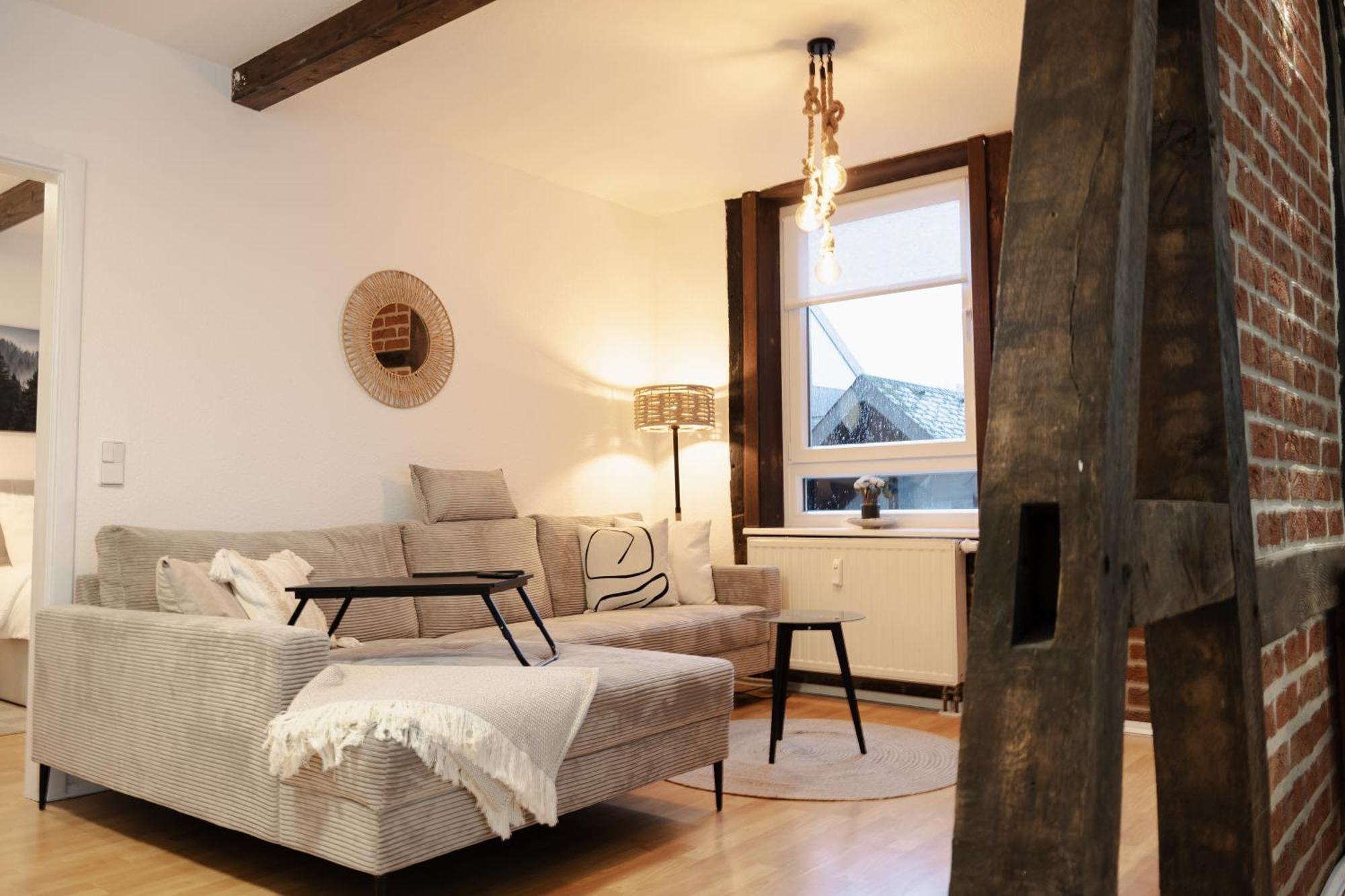 Jasta Homes Altstadt, Zentral, Ueberdachter Parkplatz, Netflix, Vollausstattung, Loft, Modern Und Komfort Apartment